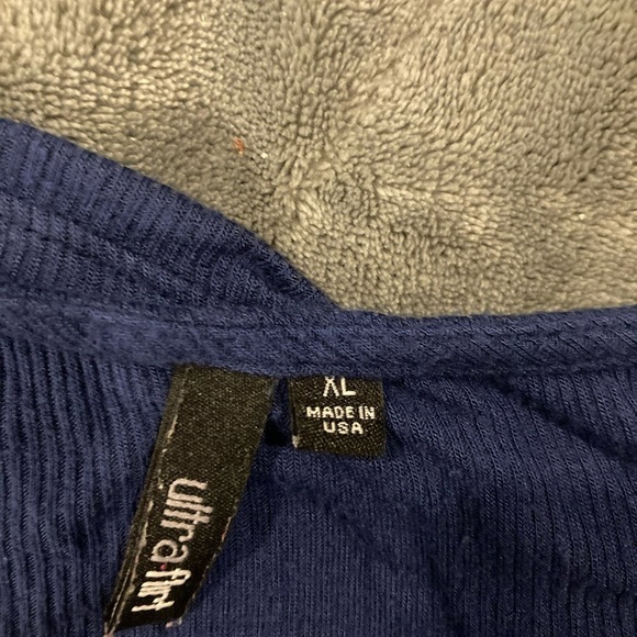 Ultra Flirt Blue Fitted Cap Sleeve T-Shirt Size XL - Picture 4 of 6